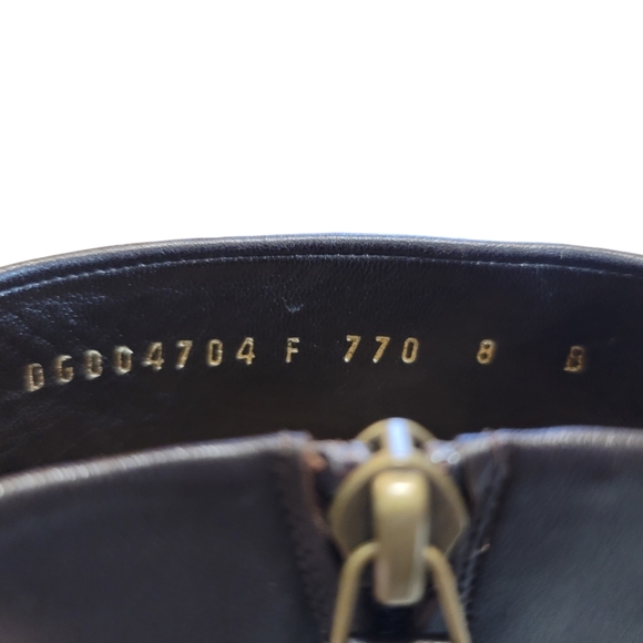 NWOB New Salvatore Ferragamo Brown Almond Tow Heeled Ankle Boots 8 B Perfect! - Picture 7 of 8